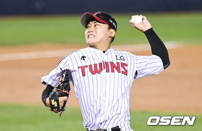 LG 트윈스 투수 김윤식./OSEN DB