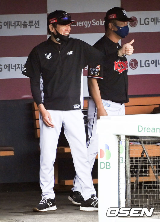 KT 위즈 이강철 감독./OSEN DB