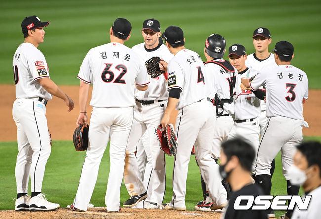 KT 위즈 선수단./OSEN DB