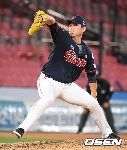 롯데 자이언츠 투수 김진욱./OSEN DB
