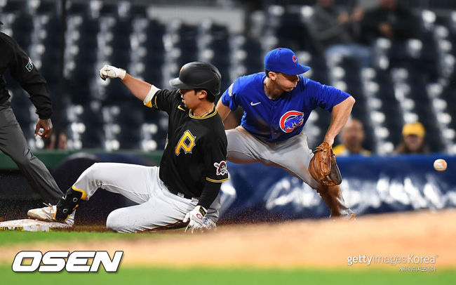 [사진] 피츠버그 박효준은 2021년 9월 29일(한국시간) 미국 펜실베니아주 피츠버그 PNC파크에서 열린 ‘2021 메이저리그’ 시카고 컵스와 홈경기에서 3루수 겸 8번 타자로 선발 출장해 3타수 1안타 2타점 1득점으로 팀의 8-6 재역전승에 이바지했다. ⓒGettyimages(무단전재 및 재배포 금지)