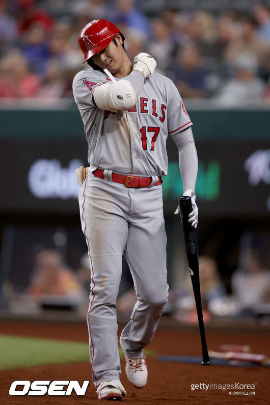 [사진] 에인절스 오타니는 2021년 9월 29일(한국시간) 미국 텍사스주 알링턴 글로브 라이프 필드에서 열린 ‘2021 메이저리그’ 텍사스 레인저스와 원정 경기에서 3타수 무안타로 침묵했다. 에인절스는 2-5로 패했다. ⓒGettyimages(무단전재 및 재배포 금지)