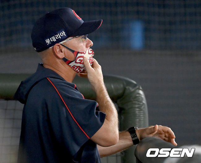 롯데 자이언츠 래리 서튼 감독./OSEN DB