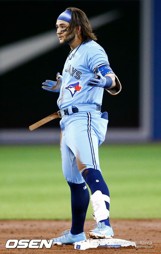 [사진] 토론토는 2021년 9월 30일(한국시간) 캐나다 온타리오주 토론토 로저스 센터에서 열린 2021 메이저리그 뉴욕 양키스와 경기에서 6-5 승리를 거뒀다. 비셋이 결승 솔로포를 날렸다.ⓒGettyimages(무단전재 및 재배포 금지)