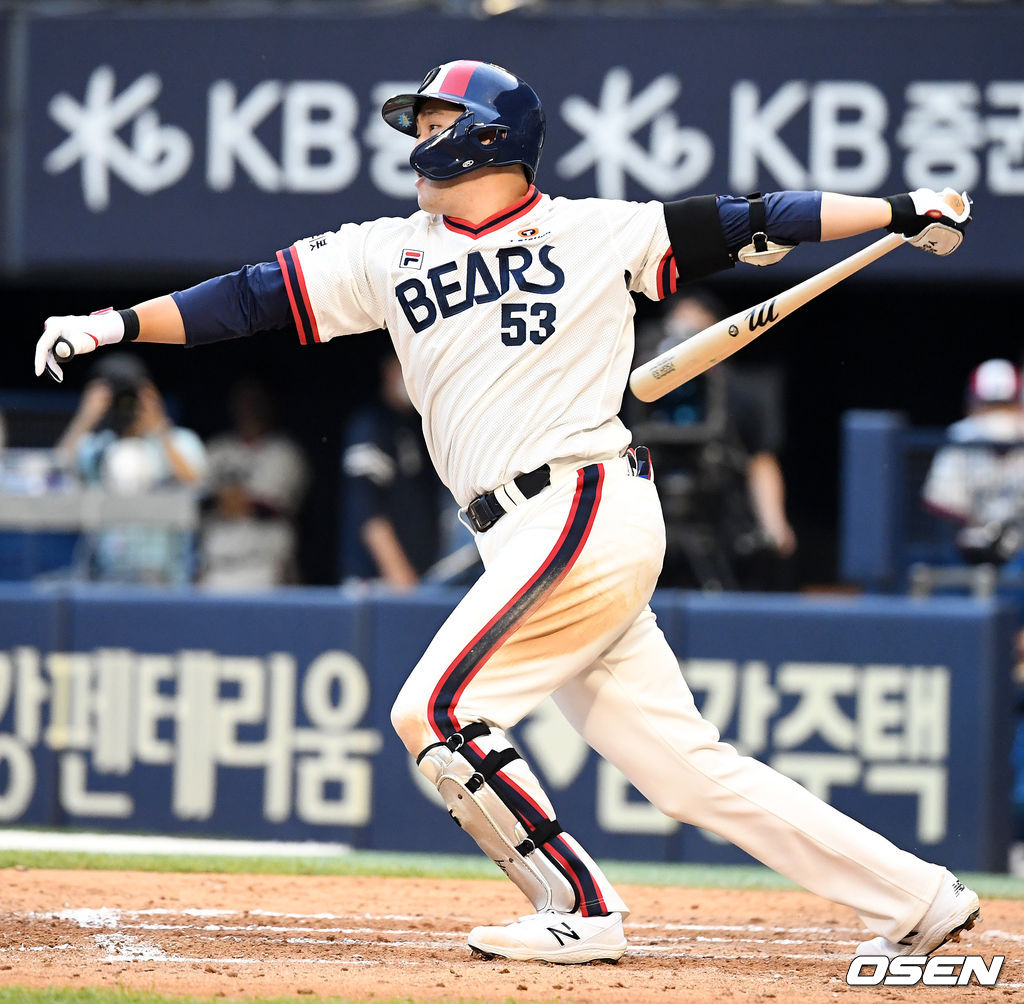 6회말 1사에서 두산 양석환이 좌전안타를 날리고 있다. 2021.06.26 /jpnews@osen.co.kr