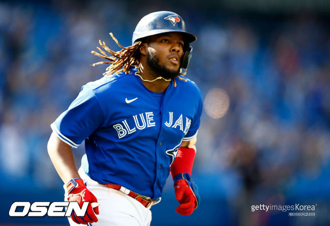 [사진] 토론토 게레로 주니어가 3일(한국시간) 볼티모어 상대로 시즌 47호 홈런을 날렸다. ⓒGettyimages(무단전재 및 재배포 금지)