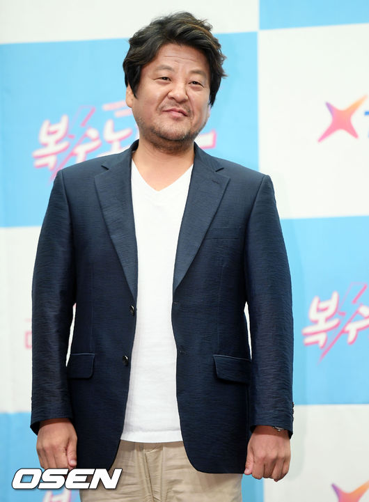 배우 성지루가 10일 오후 서울 상암동 스탠포드호텔에서 열린 XtvN 드라마 '복수노트2' 제작발표회에 참석하고 있다. / eastsea@osen.co.kr
