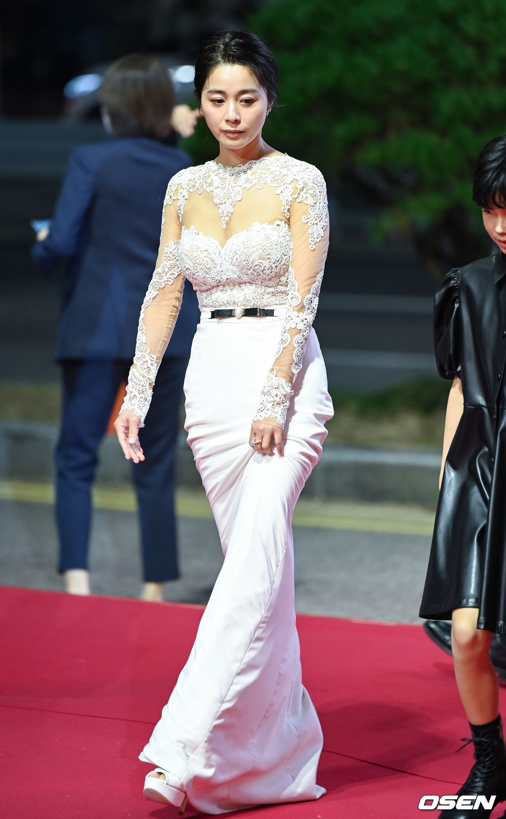 배우 서영희가 레드카펫을 밟고 있다.   2021.10.06 / soul1014@osen.co.kr