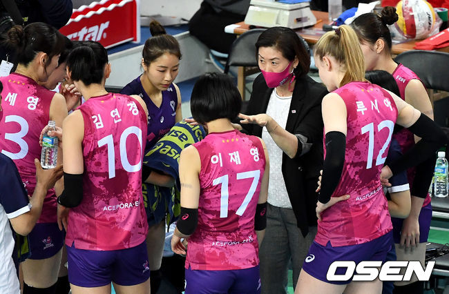 흥국생명 소속이었던 김연경, 이재영. / OSEN DB