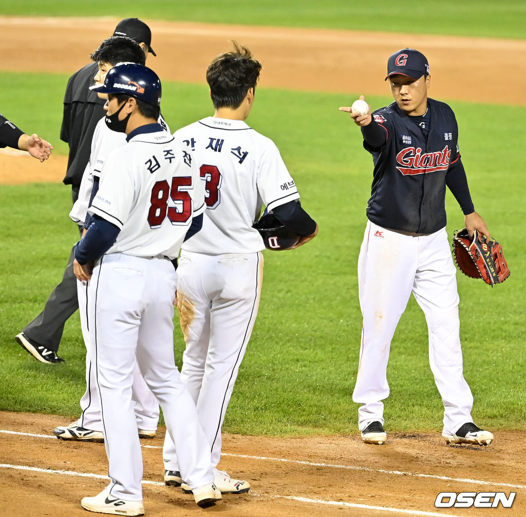 정훈 역시 안재석에서 상황을 설명. 2021.10.08 /jpnews@osen.co.kr