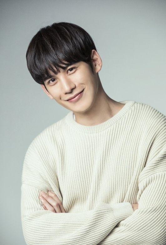 강엔터테인먼트 제공