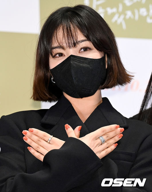 13일 오후 서울 광진구 롯데시네마 건대입구에서 영화 '당신은 믿지 않겠지만(감독 이시이 유야)' 언론배급 시사회 및 무대인사 행사가 열렸다. 배우 최희서가 포즈를 취하고 있다. 2021.10.13 /cej@osen.co.kr