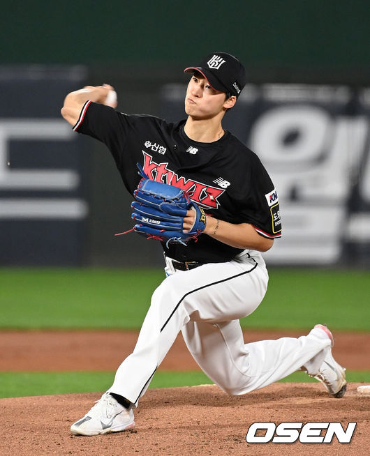 KT 위즈 투수 엄상백. / OSEN DB