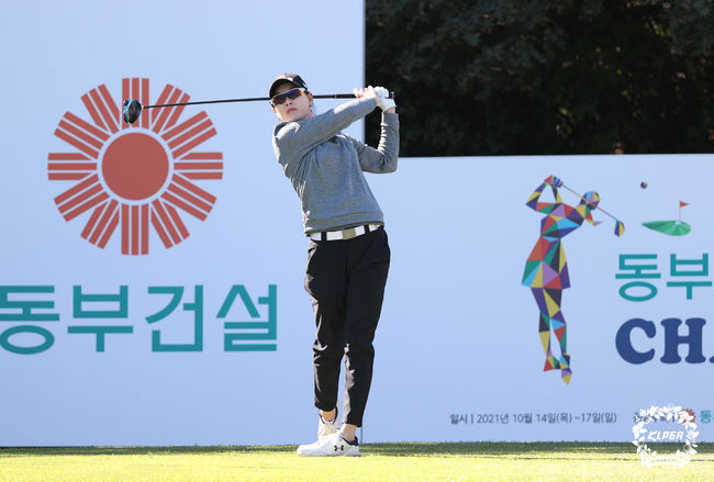 이정민의 최종라운드 1번홀 티샷 장면. /KLPGA 제공. 