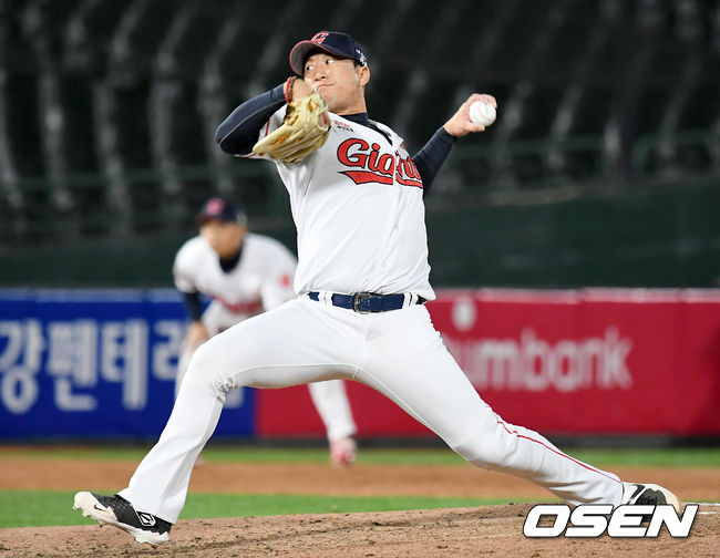 2020년 롯데에서 뛸 때 고효준./OSEN DB 