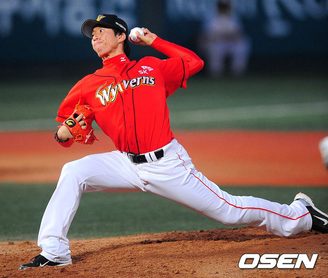 2010년 SK 와이번스 시절 고효준./OSEN DB 