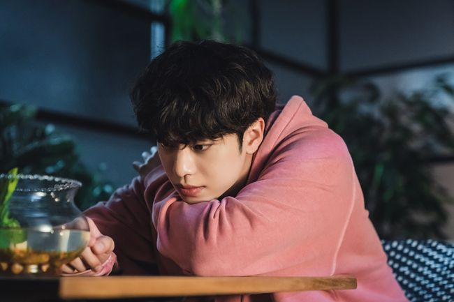 빅오션ENM, 슈퍼문 픽쳐스 제공