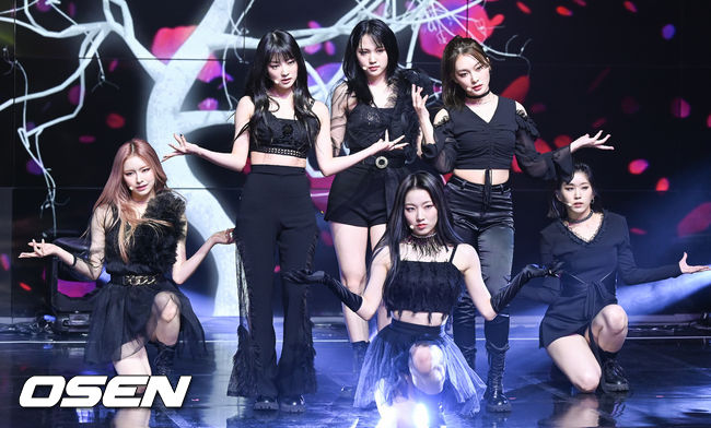 드림노트가 타이틀곡 무대를 펼치고 있다. 2021.10.26 / soul1014@osen.co.kr