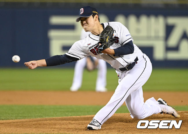 두산 베어스 투수 최원준. / OSEN DB