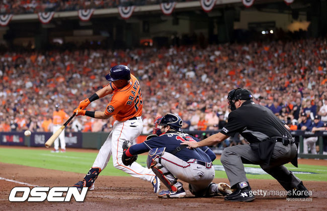 [사진] 휴스턴이 2021년 10월 28일(한국시간) 월드시리즈 2차전에서 집중력 있는 공격을 펼치며 승리를 거뒀다. ⓒGettyimages(무단전재 및 재배포 금지)