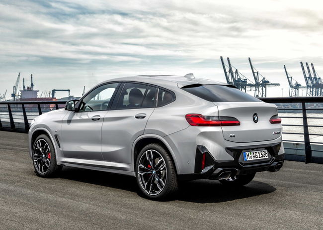 BMW 뉴 X4. 