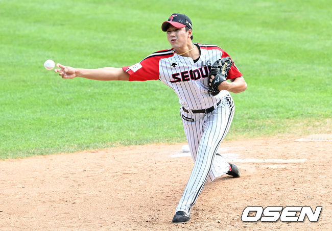 LG 트윈스 투수 정우영./OSEN DB