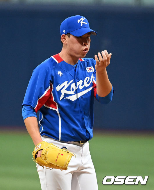 국가대표팀에 발탁된 롯데 김진욱 /OSEN DB