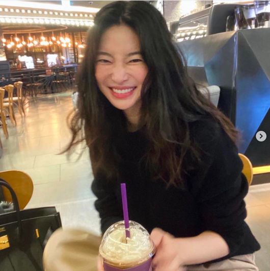김윤지 SNS