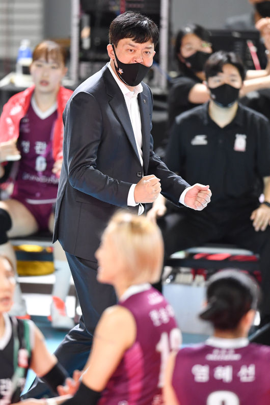 KGC인삼공사 이영택 감독 /KOVO 제공