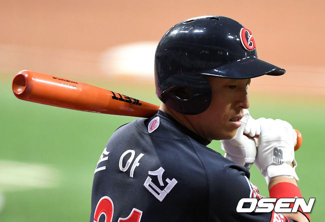 롯데 손아섭은 FA 자격을 재취득한다./OSEN DB