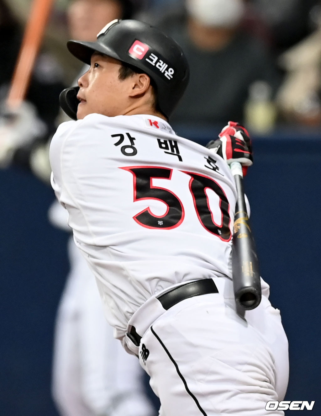 4회말 KT 선두타자 강백호가 안타를 날리고 있다. 2021.11.14 /ksl0919@osen.co.kr