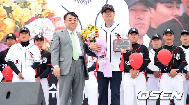 한편, kt wiz는 내달 1일 경찰청과 퓨처스리그 원정 첫 경기를 시작으로 5개월간의 대장정에 들어가며 8일 오후 1시 SK와 수원 성균관대 야구장에서 퓨처스리그 홈 개막전을 가질 예정이다./sunday@osen.co.kr