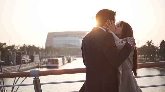 JTBC스튜디오, 미디어그룹테이크투, 트랜스페어런트아츠 제공