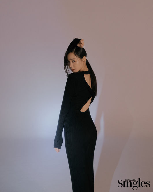 싱글즈 제공
