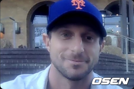[사진] 뉴욕 메츠 취재진들과 화상 인터뷰를 하고 있는 맥스 슈어저. <뉴욕 메츠 공식 트위터 캡처>약