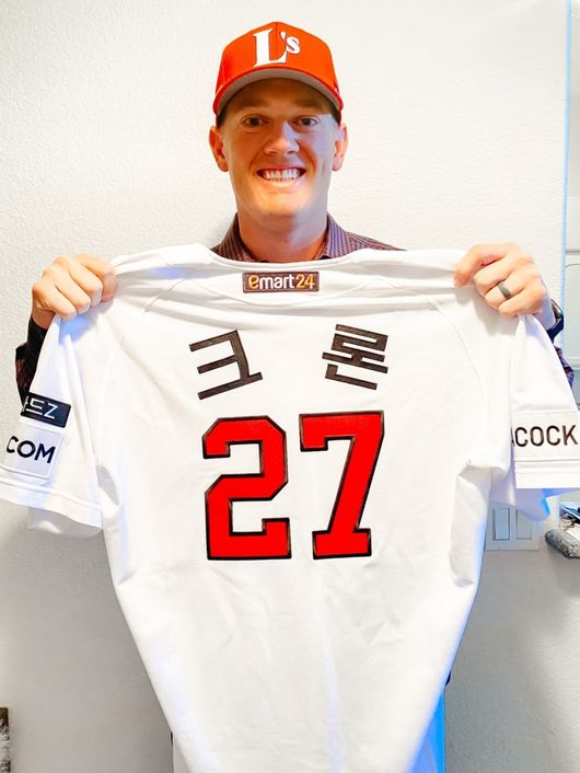 SSG가 4일 새로운 외국인 타자로 케빈 크론을 영입했다. / SSG 제공