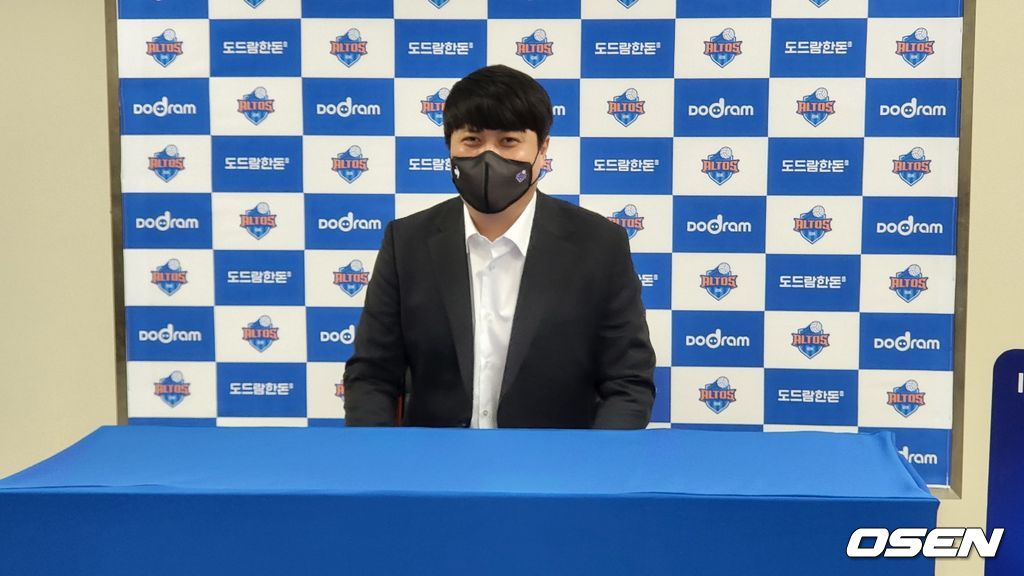 IBK기업은행 안태영 감독대행. /OSEN DB