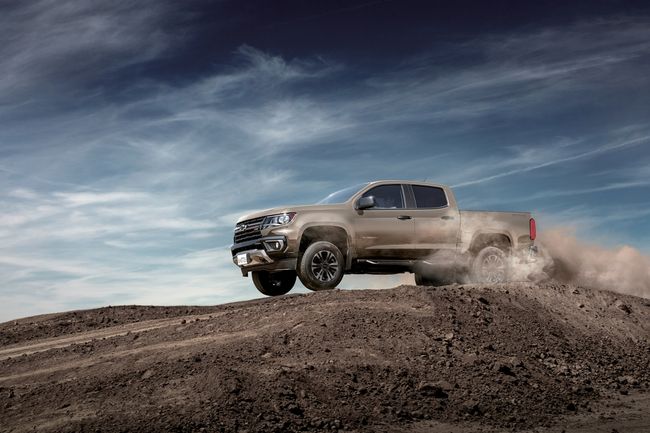 쉐보레 리얼 뉴 콜로라도 샌드 듄 컬러. 