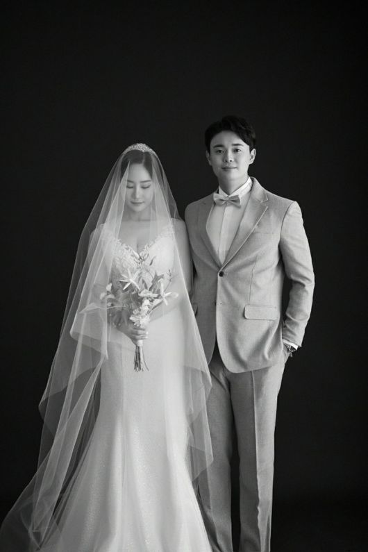 문상철 웨딩사진 / KT 위즈 제공