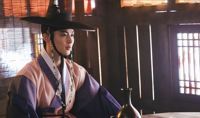 꽃피면달생각하고문화산업전문회사, 몬스터유니온, 피플스토리컴퍼니