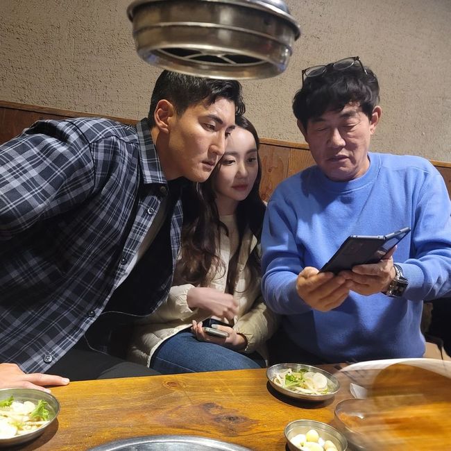 앵그리독스 인스타그램