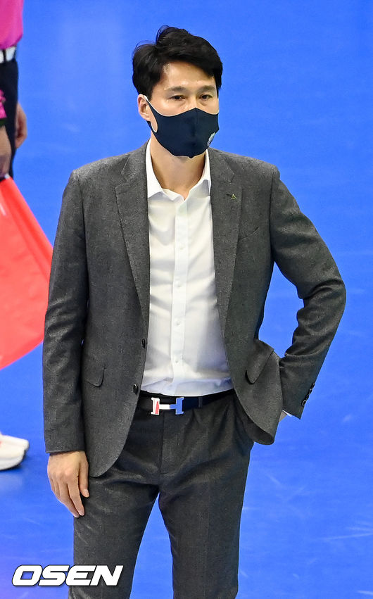 현대건설 강성형 감독 / OSEN DB