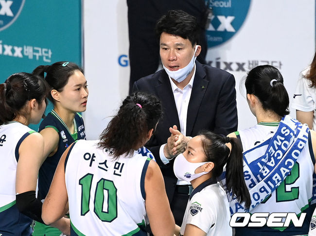 현대건설 강성형 감독 / OSEN DB