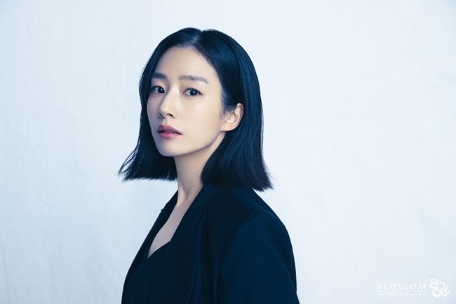블러썸엔터테인먼트 제공