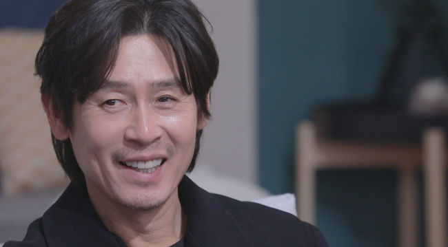 '방구석1열' 제공