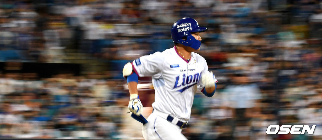 대구 삼성라이온즈파크에서 열린 '2018 신한은행 MYCAR KBO리그' 삼성 라이온즈와 넥센 히어로즈의 경기, 6회말 삼성 박해민이 1루로 달리고 있다. 2018.08.15 /jpnews@osen.co.kr