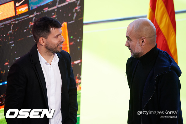 [사진] 세르히오 아구에로(왼쪽)과 펩 과르디올라 감독 / ⓒGettyimages(무단전재 및 재배포 금지)