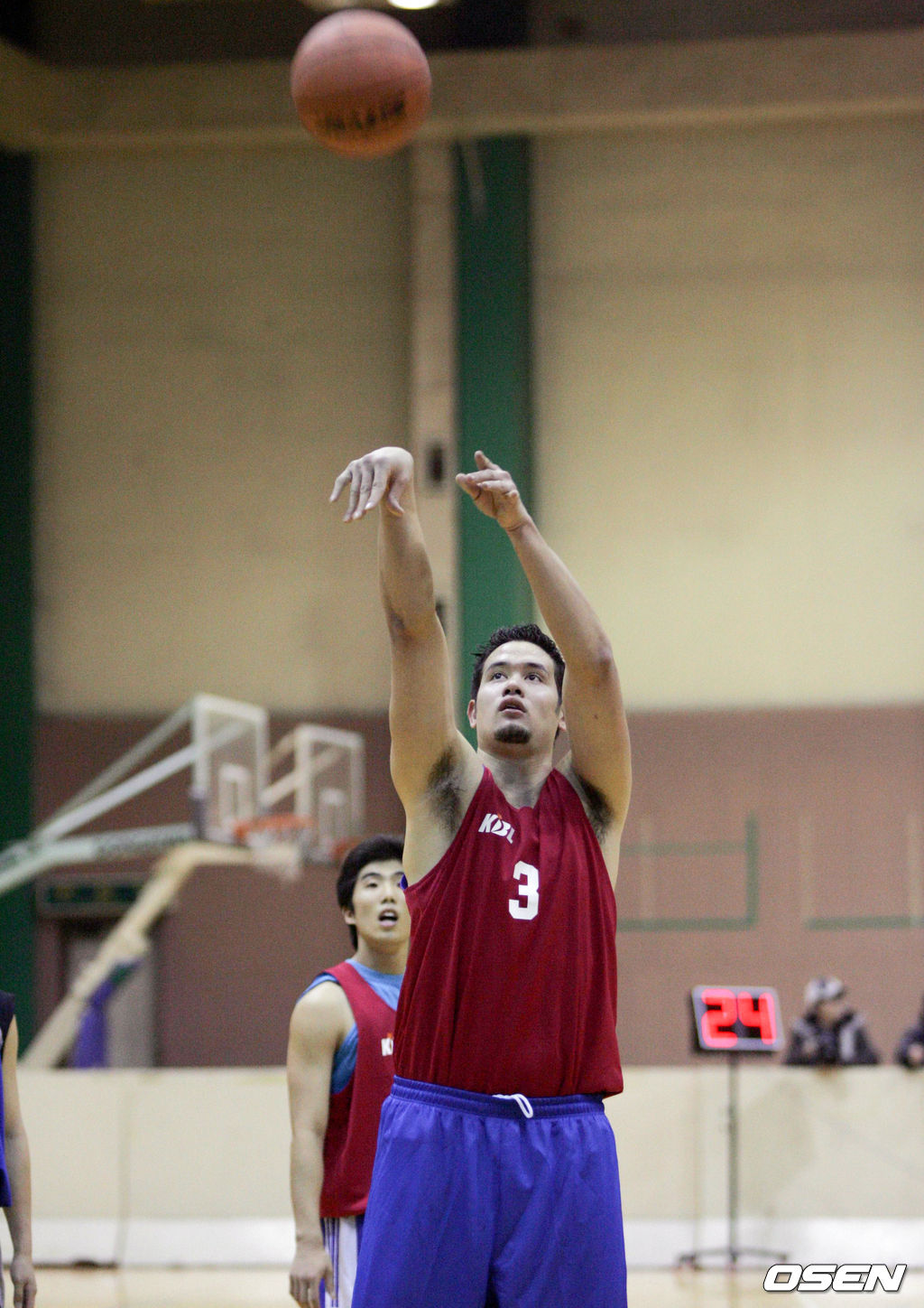 [OSEN DB] 2008 한국프로농구(KBL) 신인 드래프트에 참석한 SK 김민수. 2008.01.29 /photo@osen.co.kr