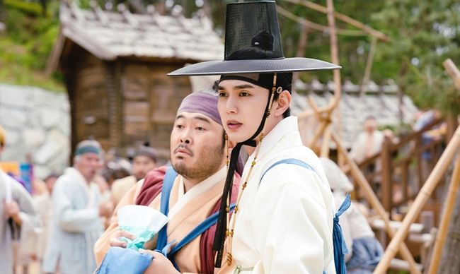 꽃피면달생각하고문화산업전문회사, 몬스터유니온, 피플스토리컴퍼니