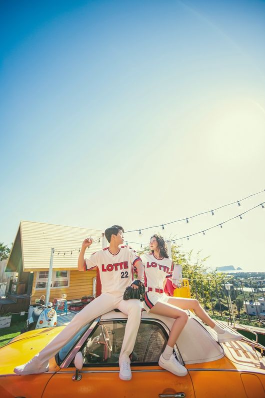 구승민 웨딩사진 / 롯데 자이언츠 제공